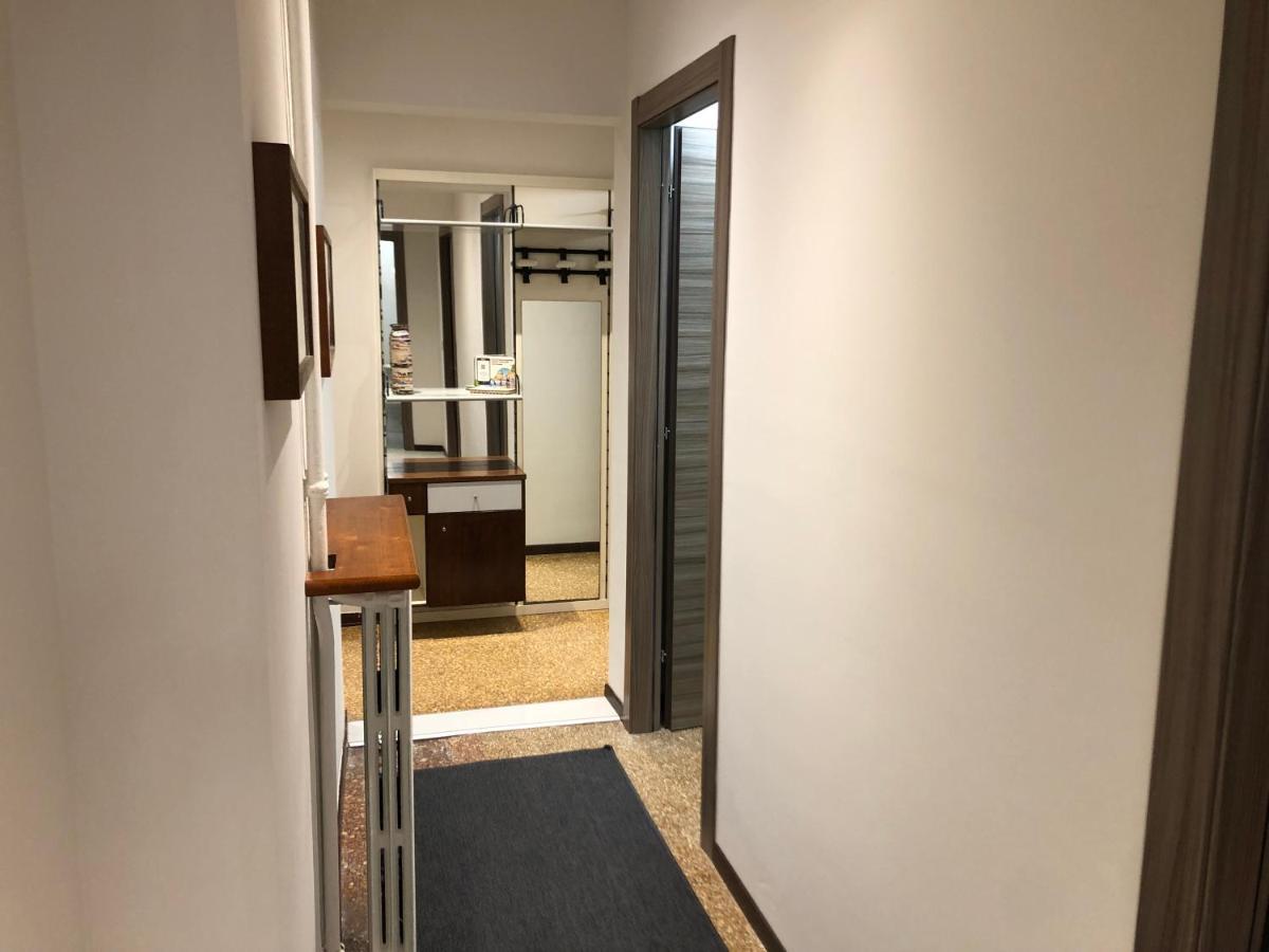Hotel Cairoli Генуя Экстерьер фото